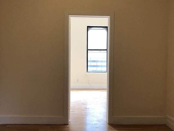 2nd image of 331 E 109th St APT 5A