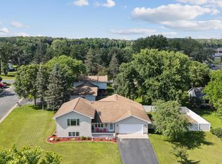 922 Circle Ct, Osceola, WI 54020