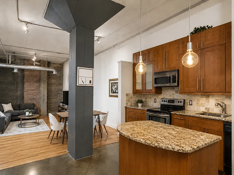 Kitchen/ Living space
