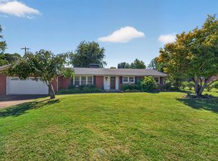3956 Locust Hill Dr, Owensboro, KY 42303
