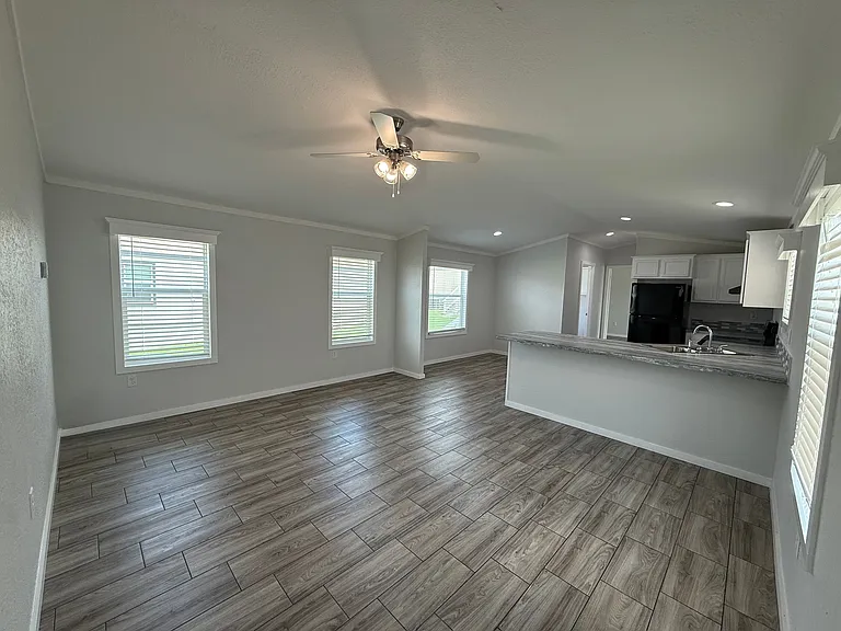 Woodlake Estates (TX) — Photo 19