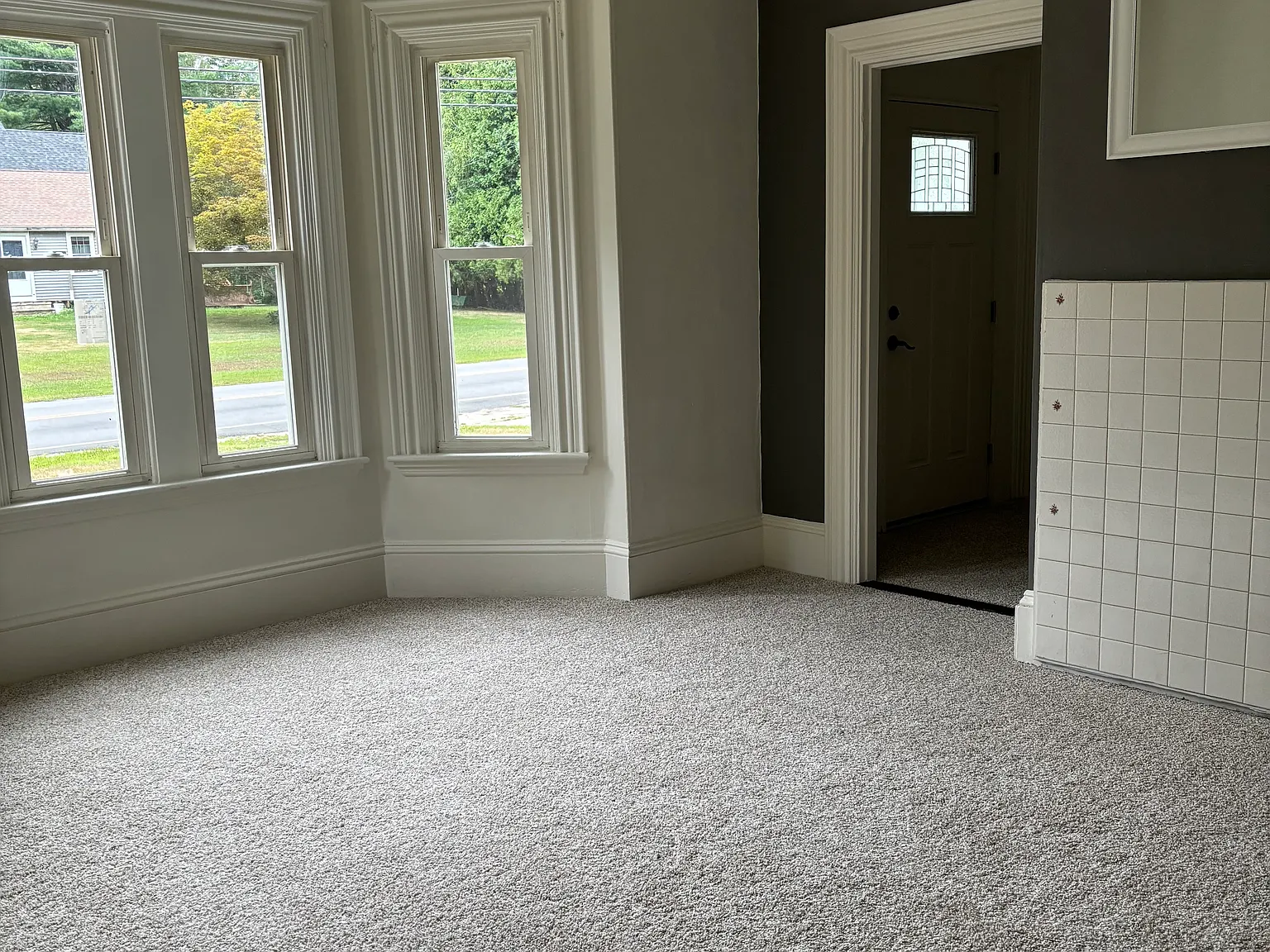 3 bed, $3,000 — Photo 3