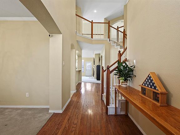 5th image of 6617 Watch Hill Ct