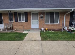 8142 Huntington St, Westland, MI 48185