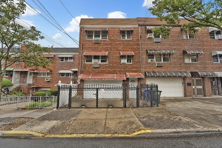 1st image of 3641 Bronxwood Avenue