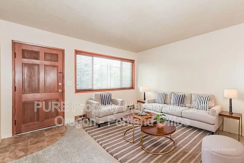 1 bed, 1.0 bath, 600 sqft, $1,295 — Photo 2