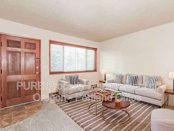 2nd image of 1135 SE 27th Ave