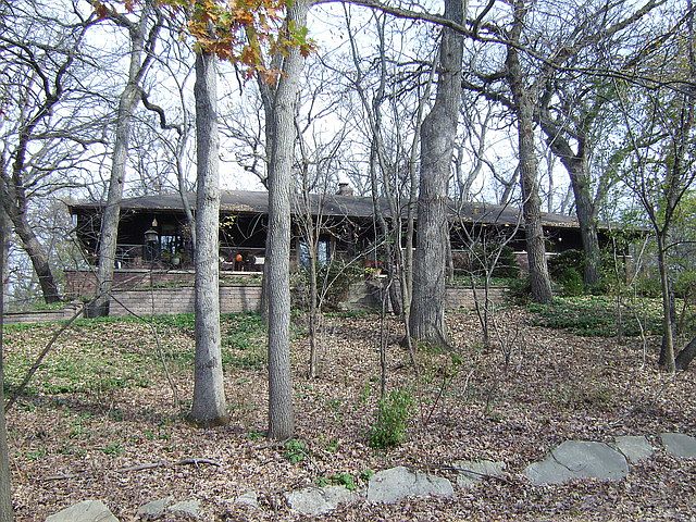 1st image of 703 Elmwood Dr