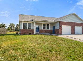 107 Weber Ct, Franklin, IN 46131