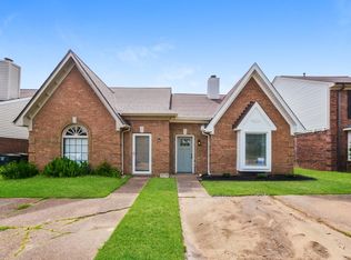 1659 Red Barn Dr, Cordova, TN 38016