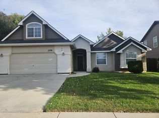 1276 W Brown Trout Dr, Meridian, ID 83642