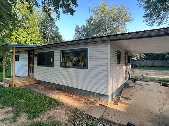 5th image of 241 Highland Ave