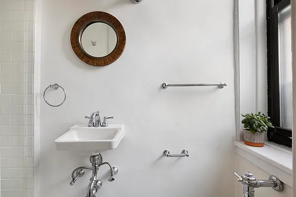 Sold by Corcoran | media 11