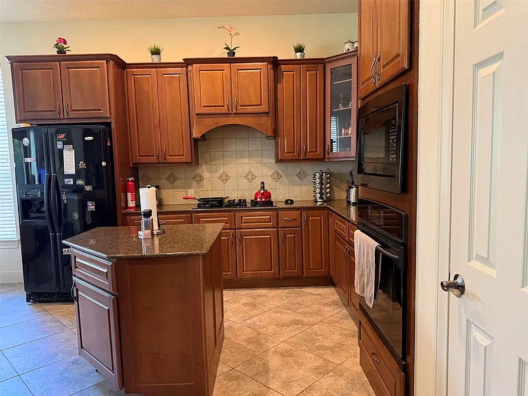 3606 Quiet Meadow Ct — Photo 13