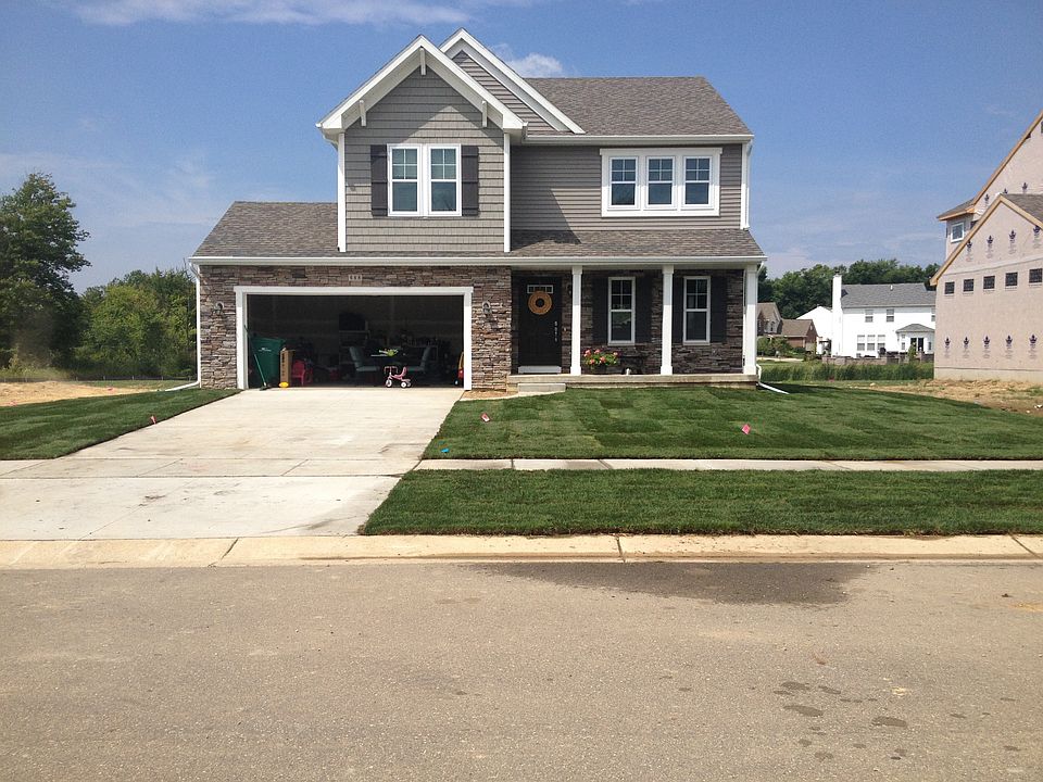 1st image of 648 Autumn Valley Dr
