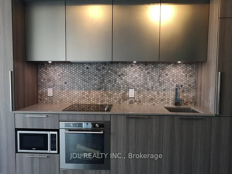 85 Wood St #816 — Photo 4
