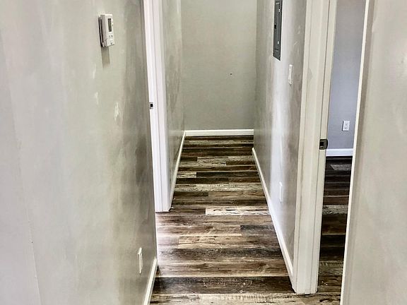 5th image of 560 Brace Ave Floor 2