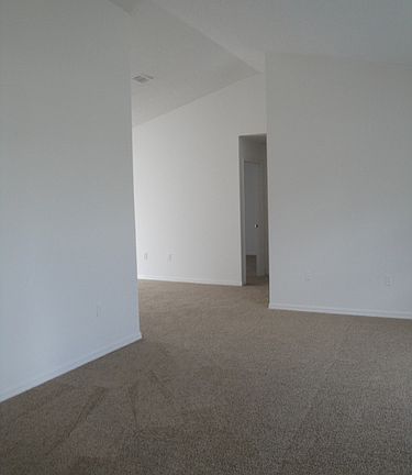 4th image of 3251 Amber St