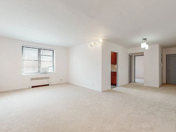 4th image of 32-23 88th St #D505