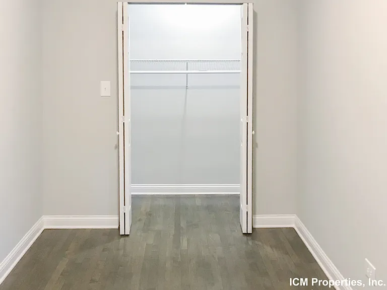 2720 N Wayne Ave #2 — Photo 7