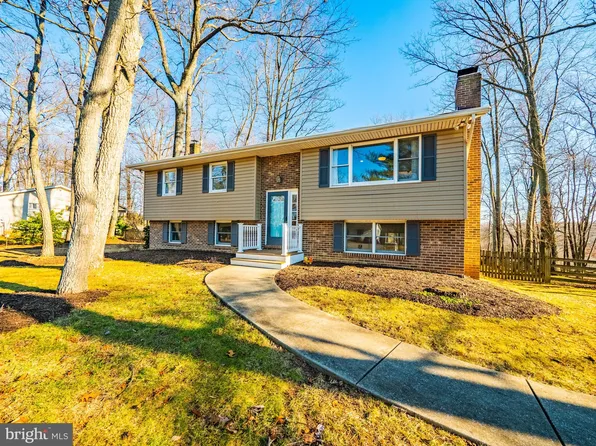 1509 Carriage Hill Dr, Westminster, MD 21157