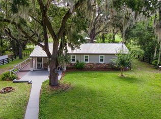1436 Spring Lake Rd, Fruitland Park, FL 34731