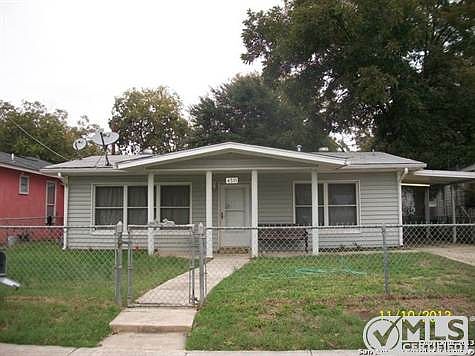 2nd image of 4511 W Cesar E Chavez Blvd