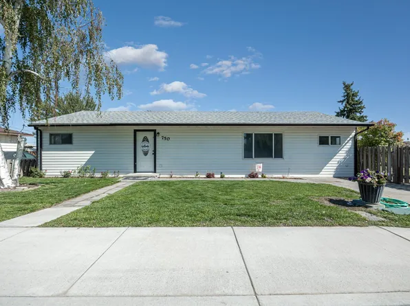 750 S Burke Ave, Connell, WA 99326