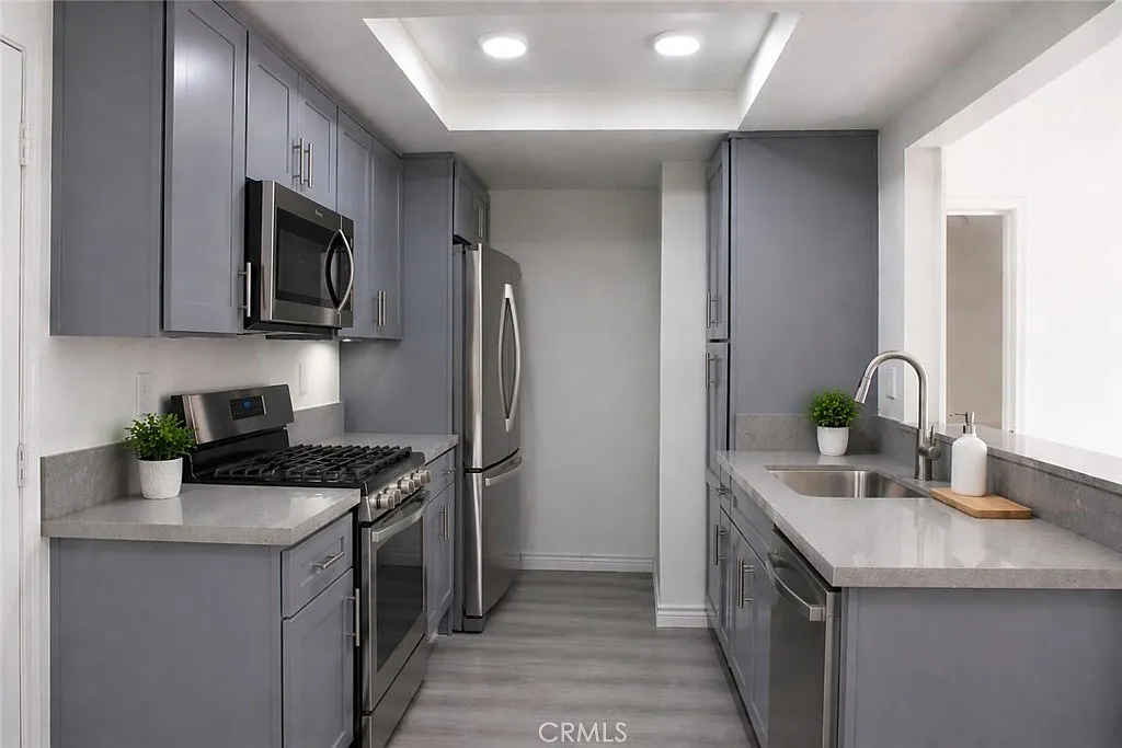 3 bed, 2.5 bath, 1289 sqft, $3,500 — Photo 4