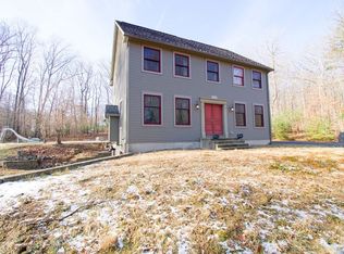 12 Iroquois Ln, Wilbraham, MA 01095