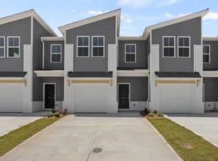 313 Parksville Pl, Greenville, SC 29605
