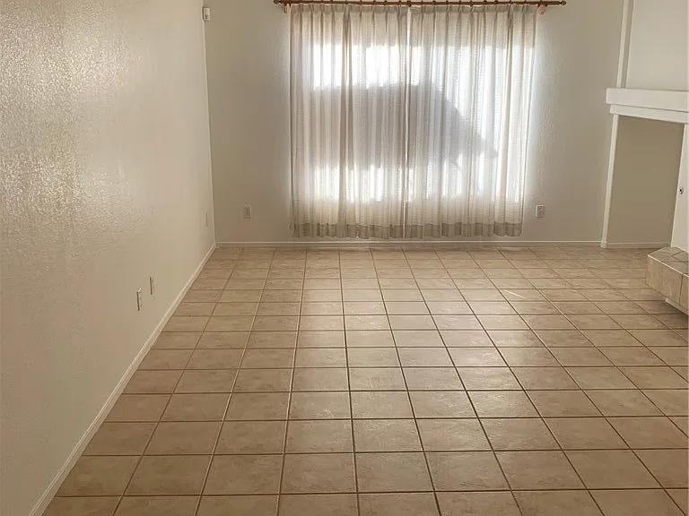 7575 Aurora Glow St — Photo 4