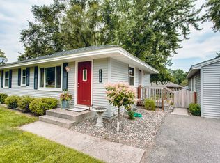 8433 Hadley Ave S, Cottage Grove, MN 55016