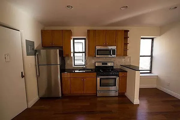 Rented by CNYC Apartments | media 12