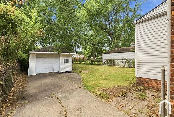 10462 Duprey St — Photo 11