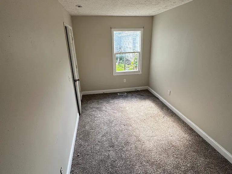 1201 Shuler Ave #1 — Photo 10