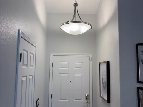 28 Genoa Ct, Sacramento, CA 95831