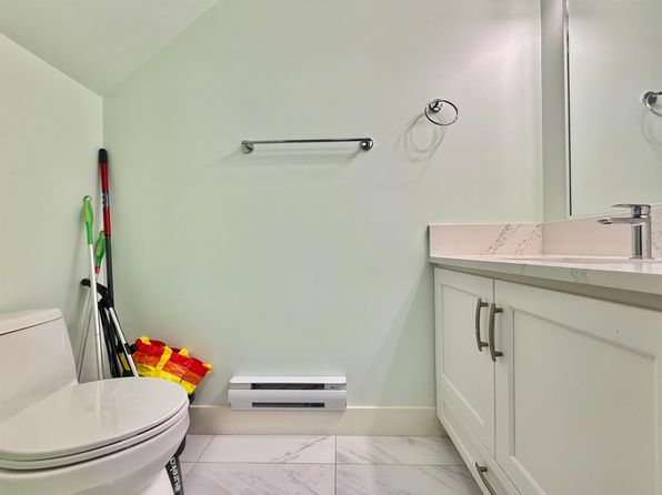 2 bedroom rental in Vancouver — photo 6