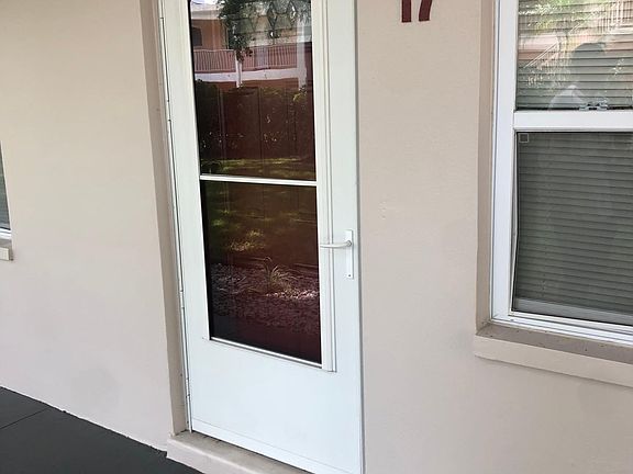 3rd image of 8304 Bardmoor Blvd APT 17