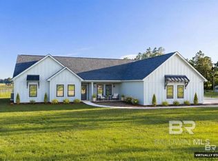 28310 Comstock Rd, Elberta, AL 36530
