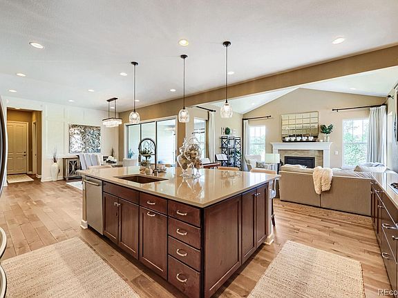 3rd image of 2154 Treetop Drive