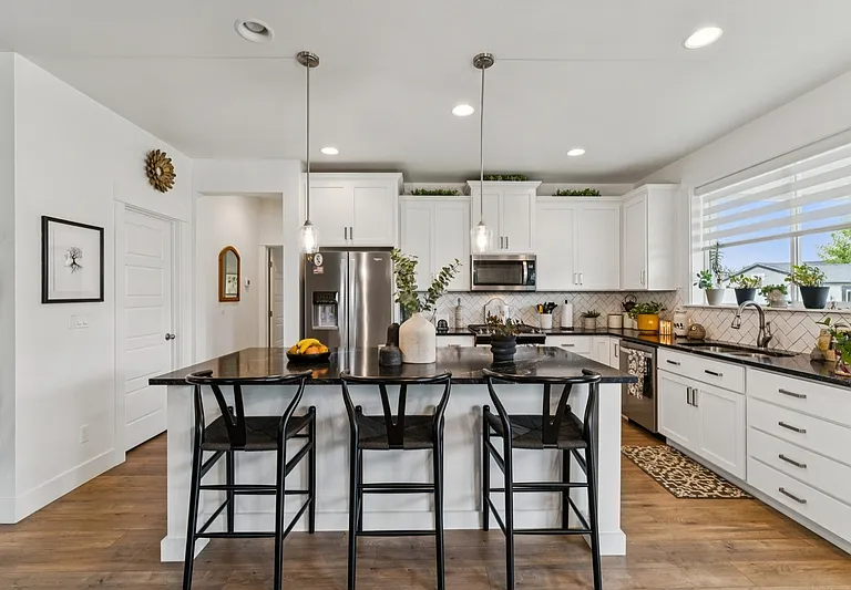 11691 W Quintale Dr — Photo 10