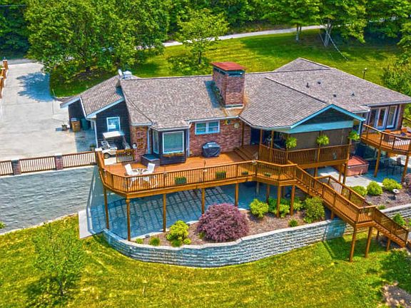 2nd image of 111 Bendamere Dr