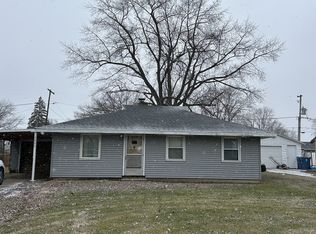 1405 Meriden St, Mendota, IL 61342