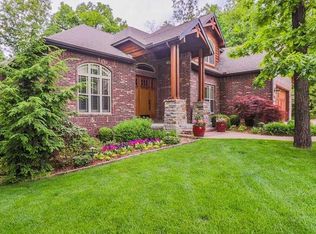 8065 Stone Crest Rd, Bentonville, AR 72712