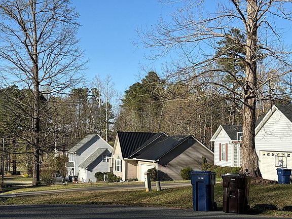 5th image of 2905 Forest Glen Dr