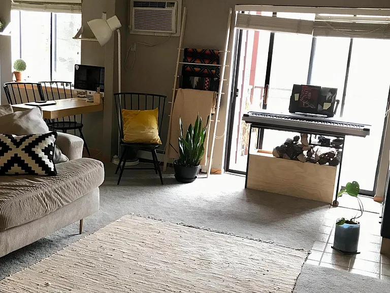 1400 Dakota Ave S #209 — Photo 2