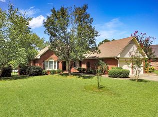 590 E Glouchester Dr, Sumter, SC 29150