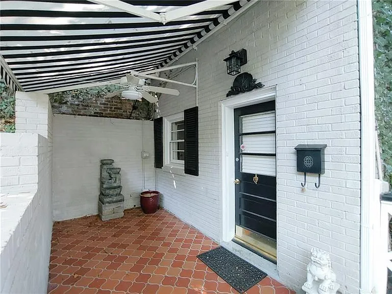 76 Laurel Forest Cir NE — Photo 1