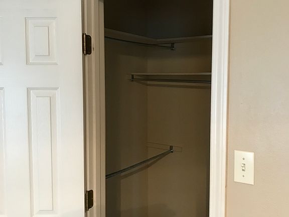2nd image of 5265 Lantana Dr